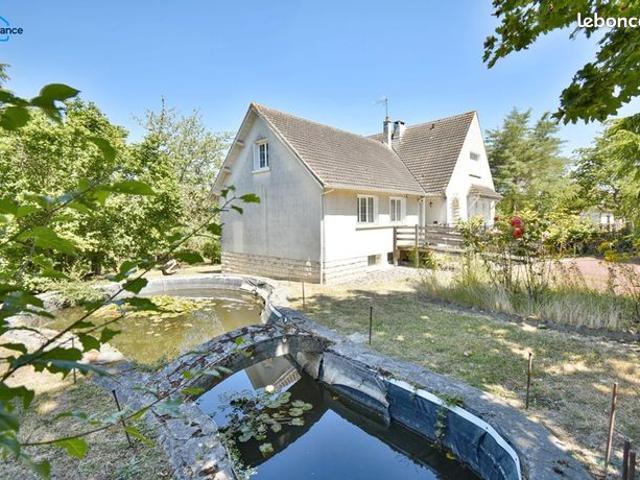 Maison 8 pièces 203 m²