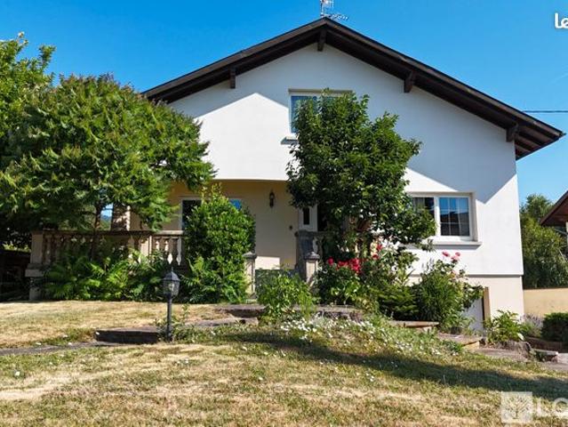 Maison 8 pièces 203 m²