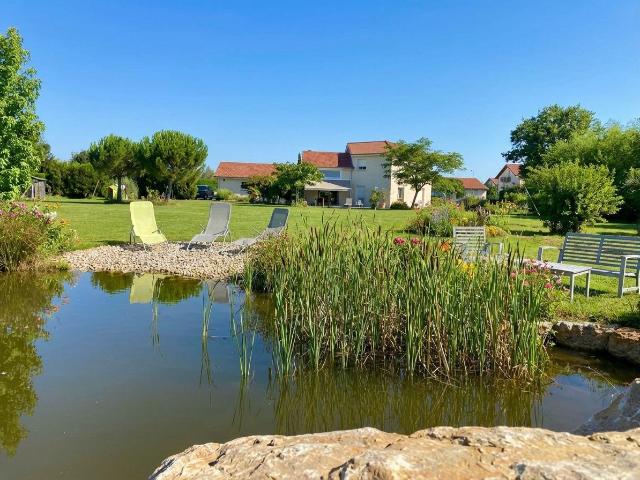 Maison 8 pièces 203 m²
