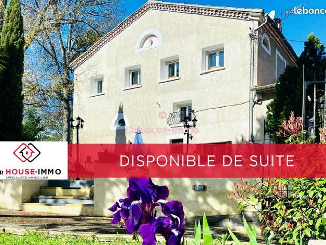 Maison 8 pièces 203 m²