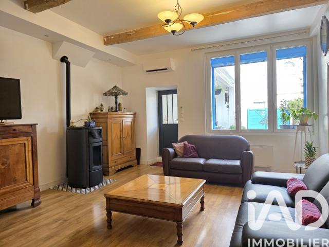 Maison 8 pièces 203 m²
