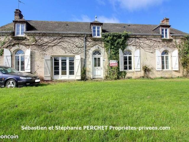 Maison 8 pièces 203 m²
