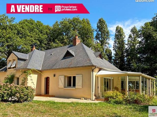 Maison 8 pièces 203 m²