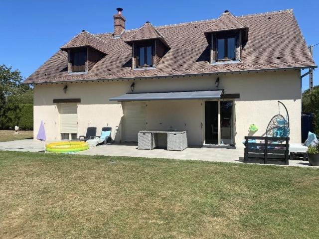 Maison 8 pièces 214 m²