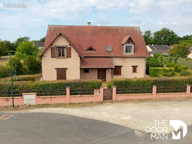 Maison 8 pièces 214 m²