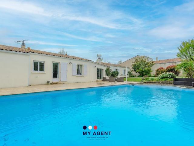 Maison 8 pièces 214 m²