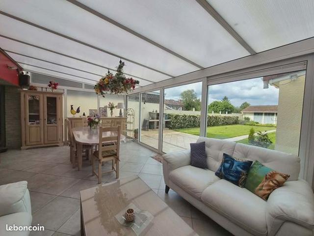 Maison 8 pièces 214 m²