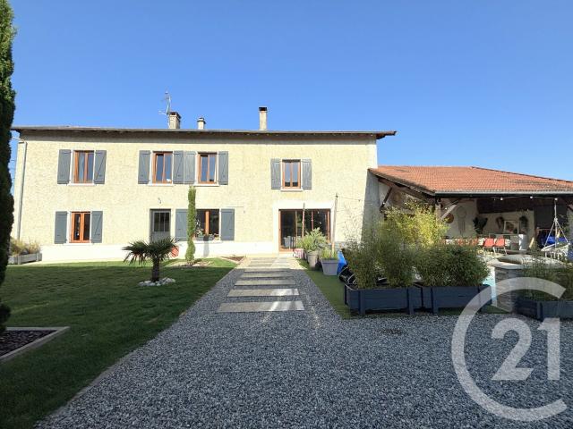 Maison 8 pièces 214 m²