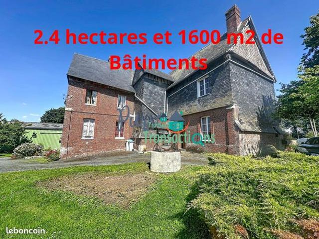 Maison 8 pièces 214 m²