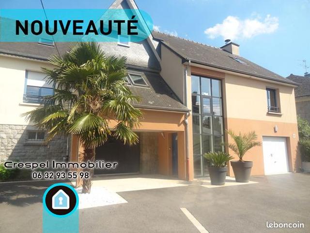 Maison 8 pièces 214 m²