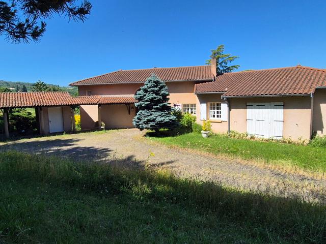 Maison 8 pièces 214 m²