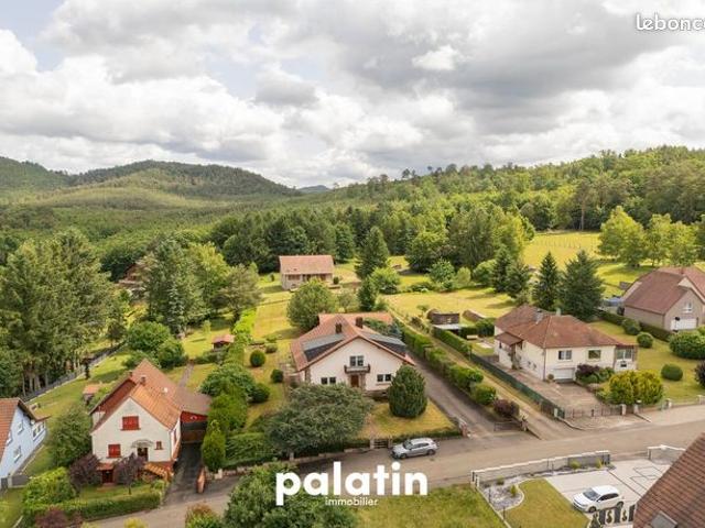 Maison 8 pièces 214 m²