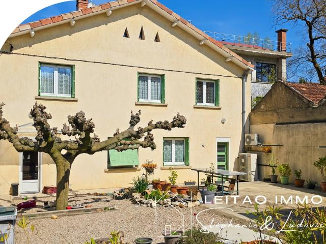 Maison 8 pièces 214 m²