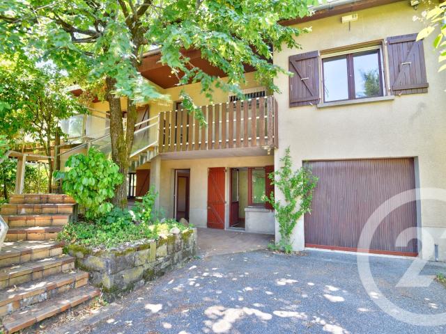 Maison 8 pièces 214 m²