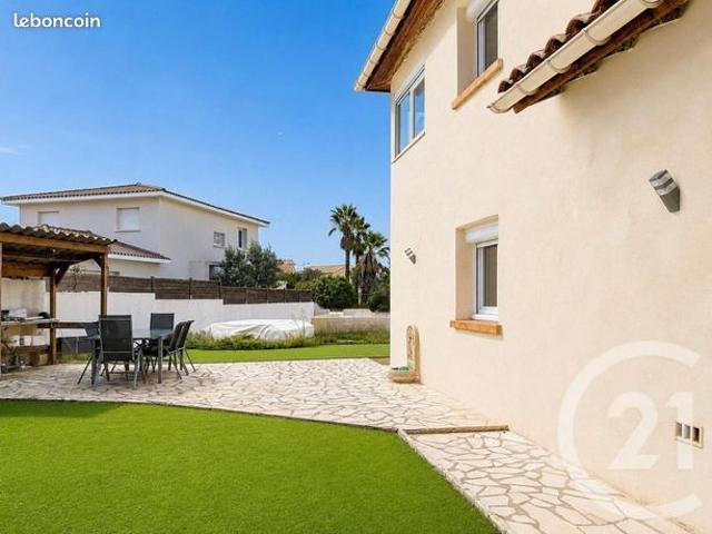 Maison 8 pièces 215 m²