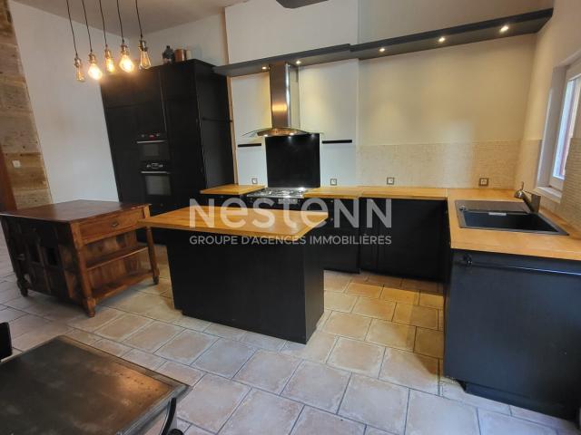 Maison 8 pièces 215 m²