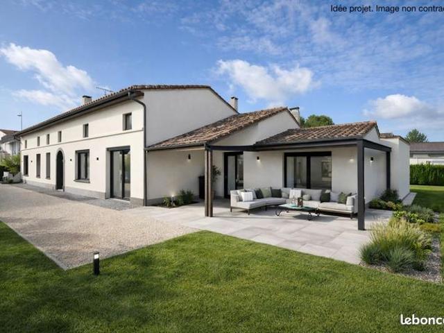 Maison 8 pièces 215 m²
