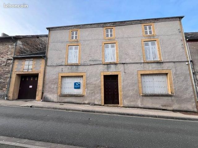 Maison 8 pièces 215 m²