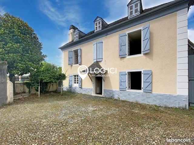 Maison 8 pièces 215 m²