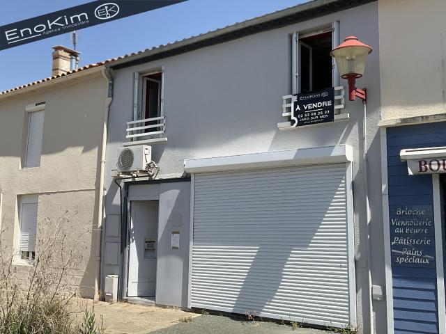 Maison 8 pièces 215 m²