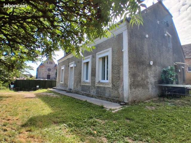 Maison 8 pièces 215 m²