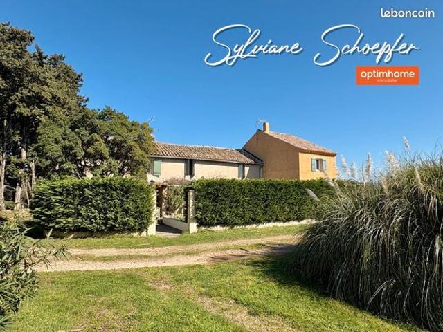 Maison 8 pièces 215 m²