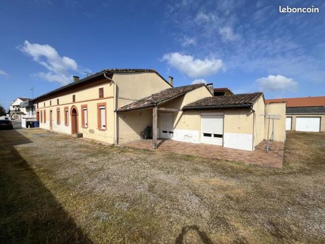 Maison 8 pièces 215 m²