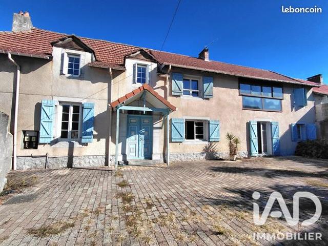Maison 8 pièces 215 m²