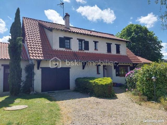 Maison 8 pièces 215 m²