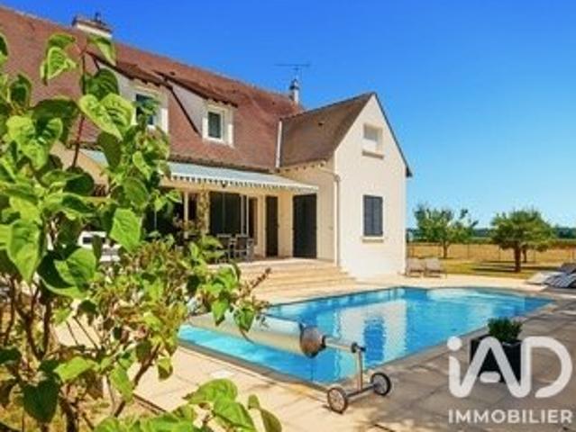 Maison 8 pièces 215 m²