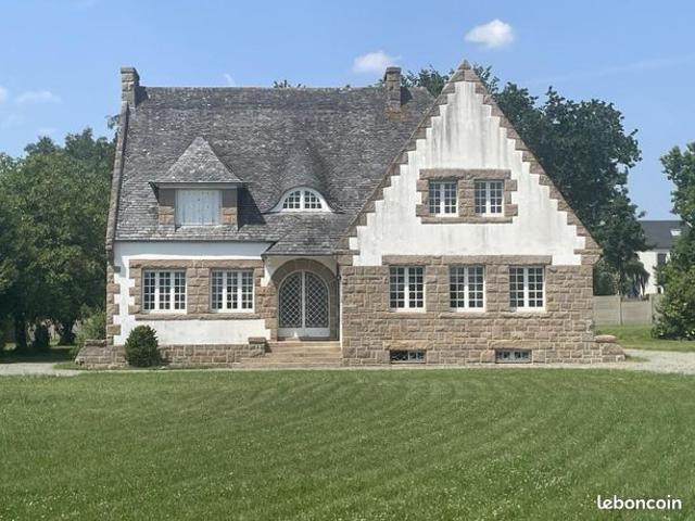 Maison 8 pièces 215 m²