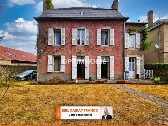 Maison 8 pièces 215 m²