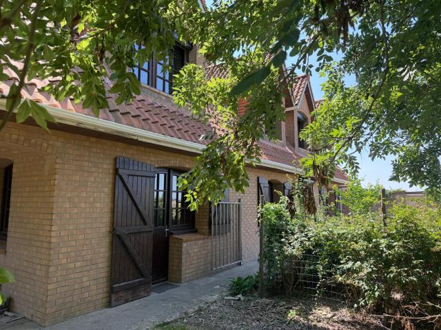 Maison 8 pièces 215 m²