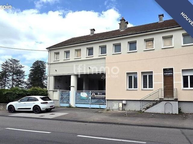 Maison 8 pièces 216 m²