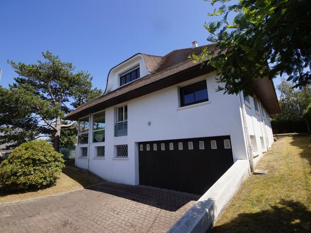 Maison 8 pièces 216 m²