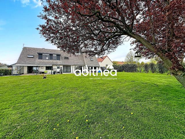 Maison 8 pièces 216 m²