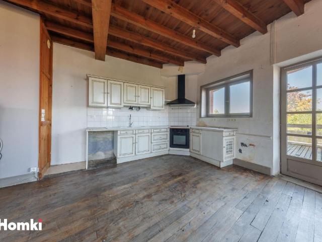 Maison 8 pièces 216 m²