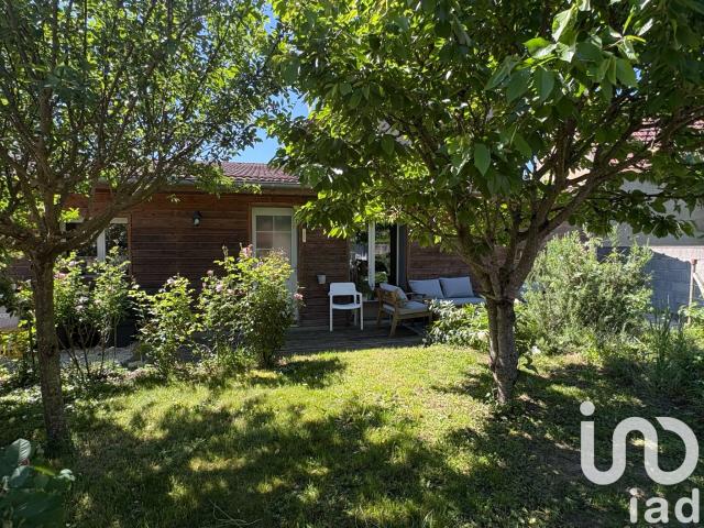 Maison 8 pièces 216 m²