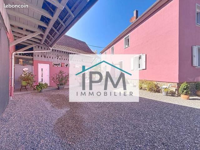 Maison 8 pièces 216 m²