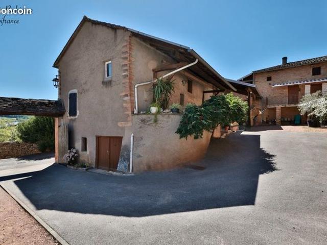 Maison 8 pièces 216 m²