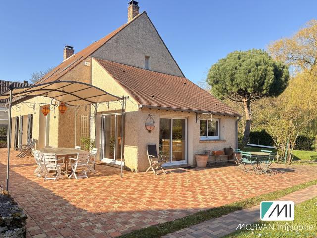 Maison 8 pièces 210 m²
