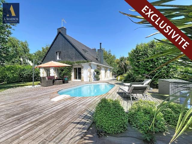 Maison 8 pièces 217 m²