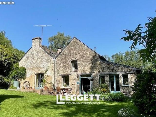 Maison 8 pièces 217 m²