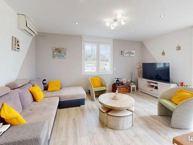 Maison 8 pièces 217 m²