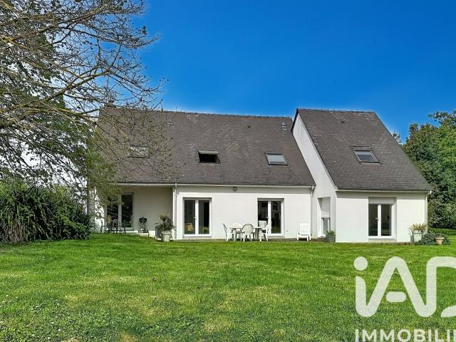 Maison 8 pièces 217 m²