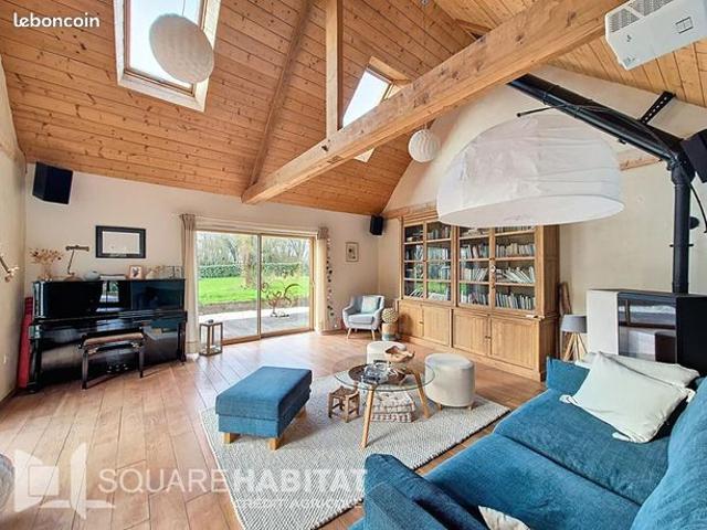 Maison 8 pièces 217 m²