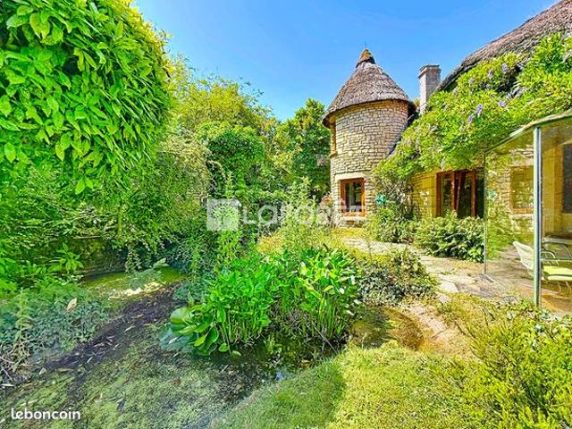 Maison 8 pièces 217 m²