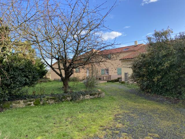Maison 8 pièces 217 m²