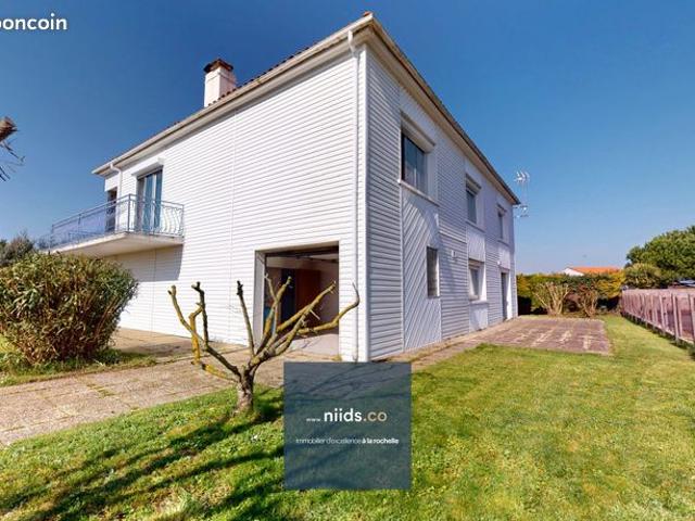 Maison 8 pièces 217 m²