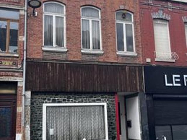 Maison 8 pièces 218 m²